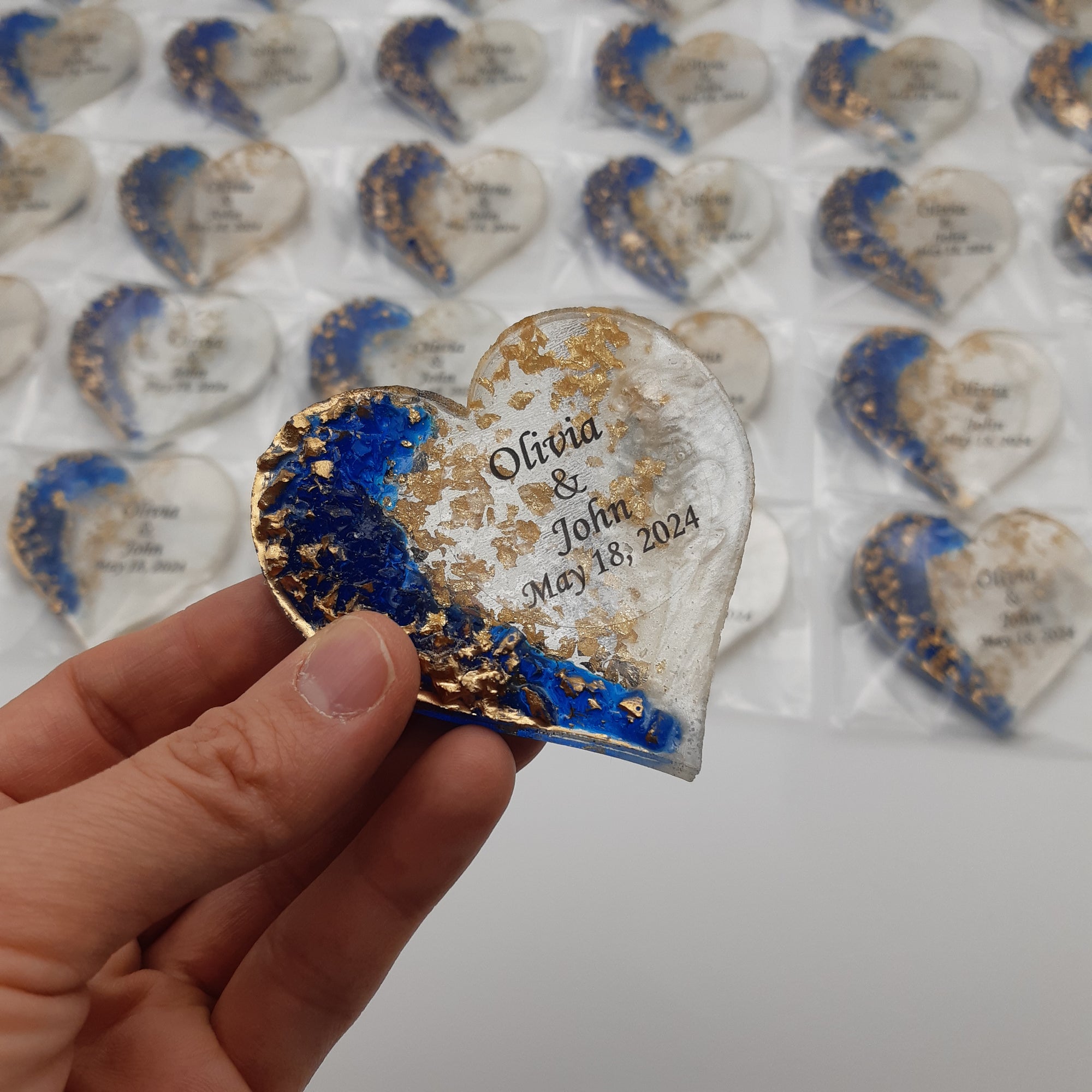 Aimants de réfrigérateur en époxy en vrac pour cadeaux de mariage avec boîte pour invités